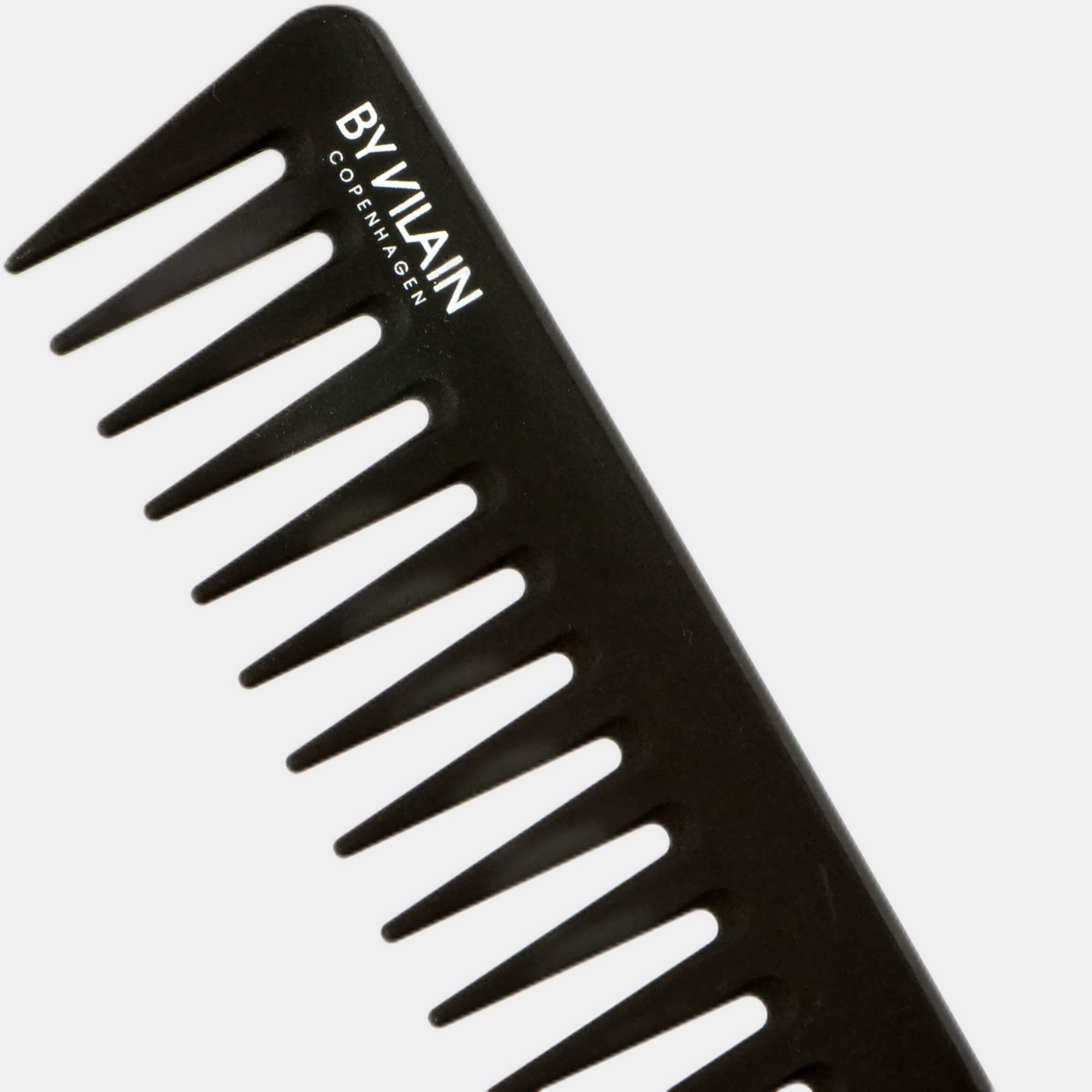 By Vilain XL Comb