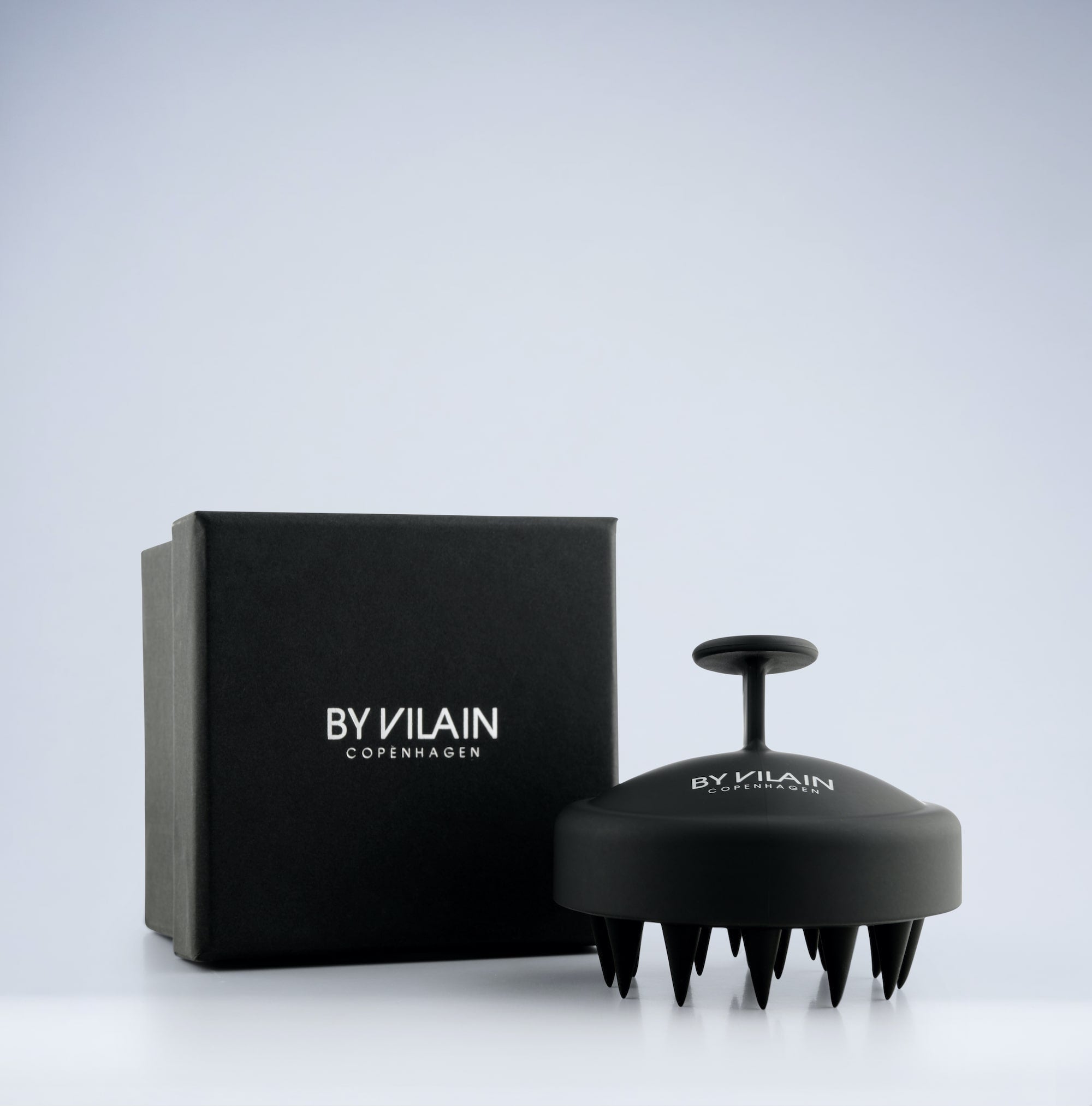 By Vilain Shampoo Brush save 25%