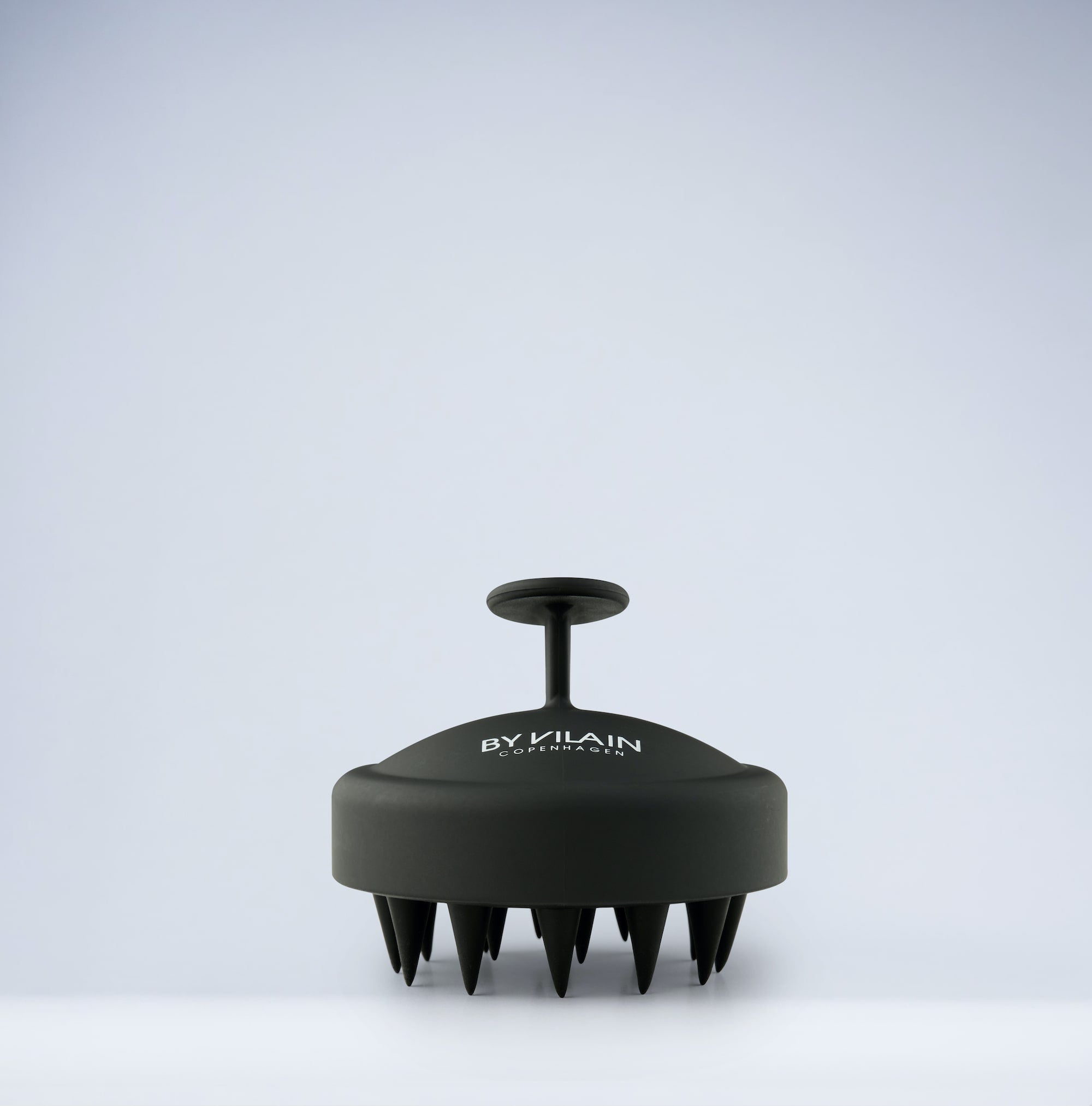 By Vilain Shampoo Brush save 25%